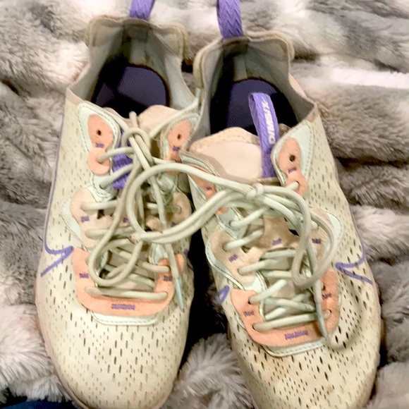 Nike Shoes - Nike running shoes size 7.5